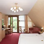 Wald 3* Willingen (Upland)