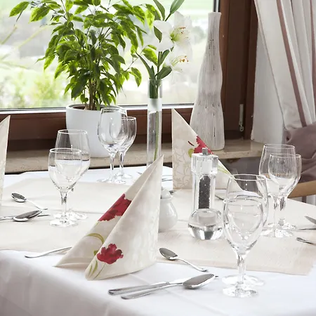 Ξενοδοχείο Wald 3*