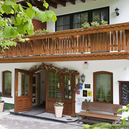 Wald Hotel
